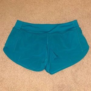 Lululemon Speed Up Low Rise Shorts 2.5”